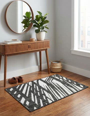 2' x 3' Easy-Clean Modern Indoor / Outdoor Rug