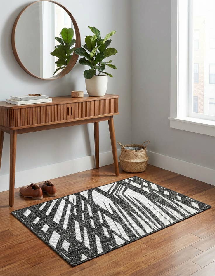 Detail image of 2' x 3' Easy-Clean Modern Indoor / Outdoor Rug