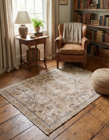 3' x 4' 5 Hand Knotted Ultra Vintage Persian Wool Rug