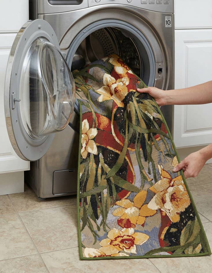 Detail image of 2' x 5'  Washable Botanical Indoor / Outdoor Runner Rug