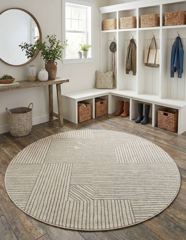 Detail image of  7' 10 x 7' 10 Hanahan Round Rug