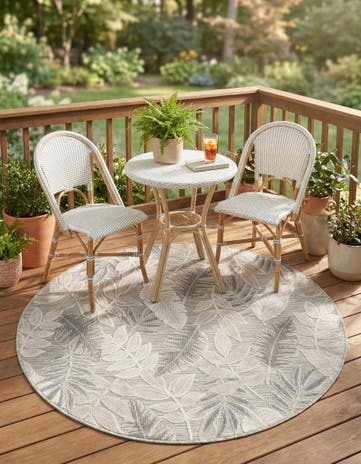 Gray Easy-Clean Botanical Indoor / Outdoor Round Rug