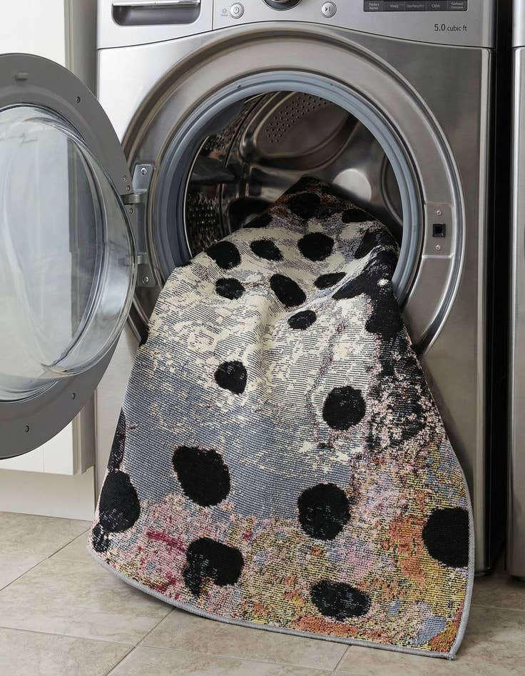 Detail image of 2' x 3'  Washable Modern Indoor / Outdoor Rug