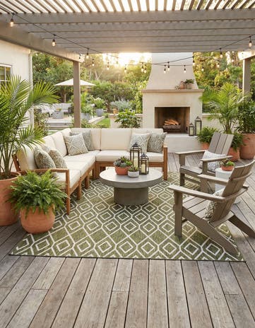 7' x 10' Easy-Clean Jill Zarin Turks and Caicos Indoor / Outdoor Rug