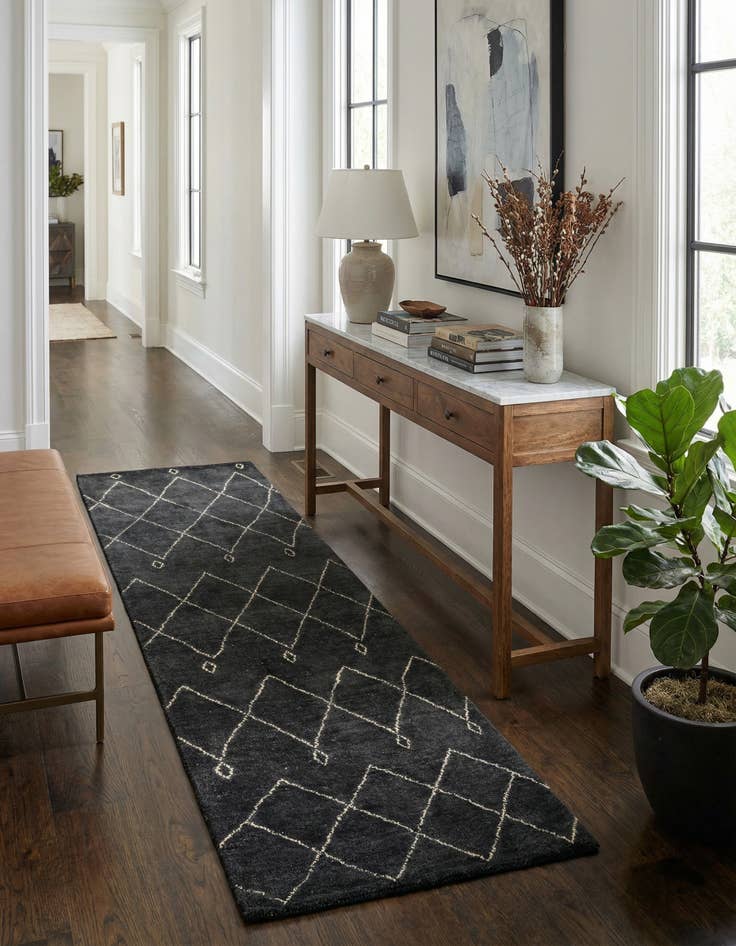 Detail image of 2' 10 x 8'  Hand Knotted Darya Wool Runner Rug