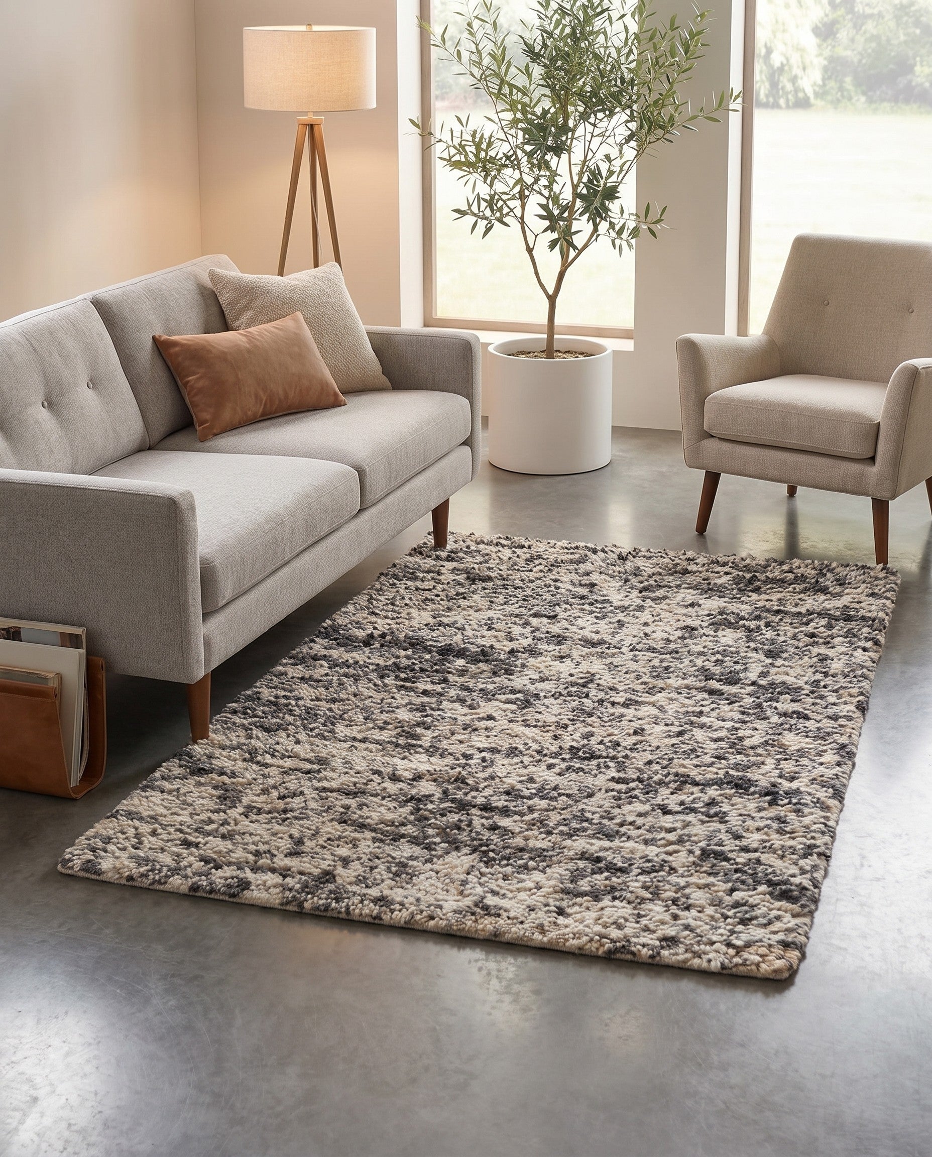 4' 1 x 6' 1 Hand Woven Haka Deluxe Shag Rug