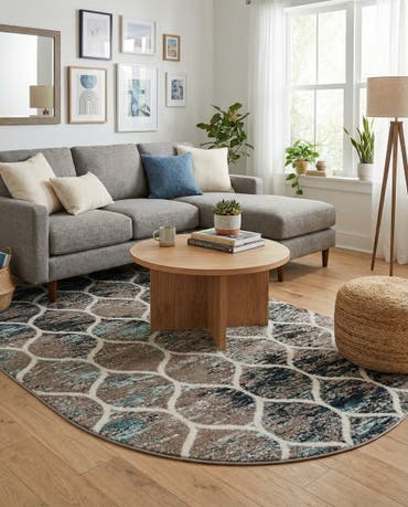  6' x 9' Lattice Frieze Oval Rug