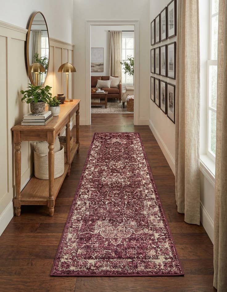 Detail image of 2' 7 x 10' Isabella Runner Rug