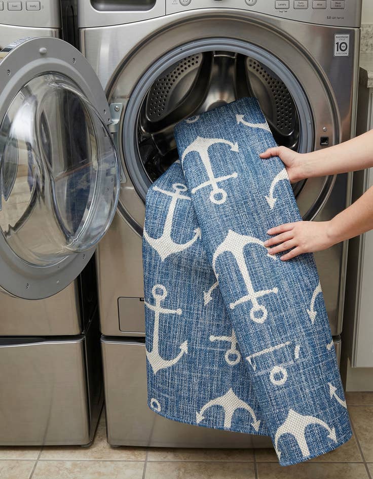 Detail image of 6' x 9'  Washable Coastal Indoor / Outdoor Rug