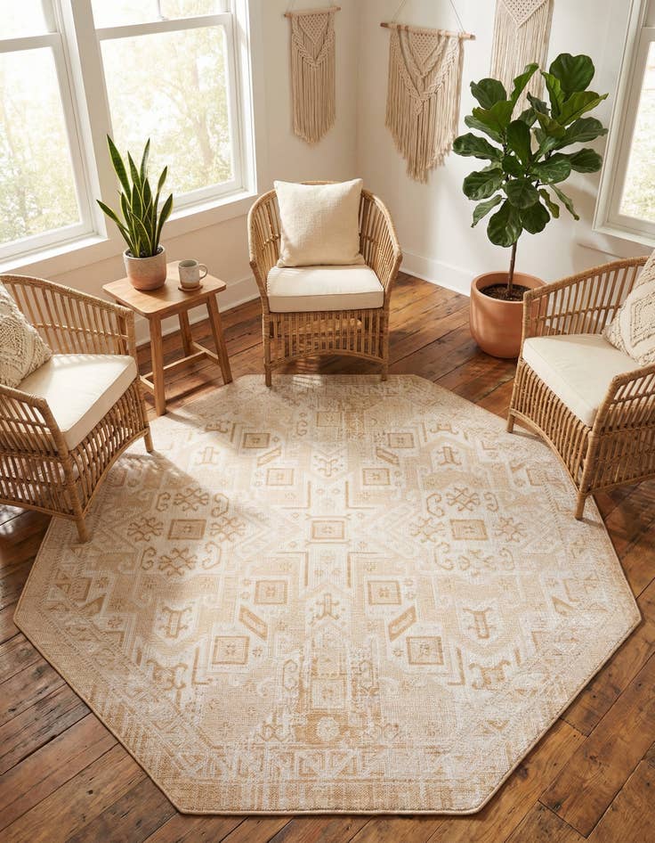 Detail image of 7' 10 x 7' 10 Easy-Clean Aztec Indoor / Outdoor Octagon Rug