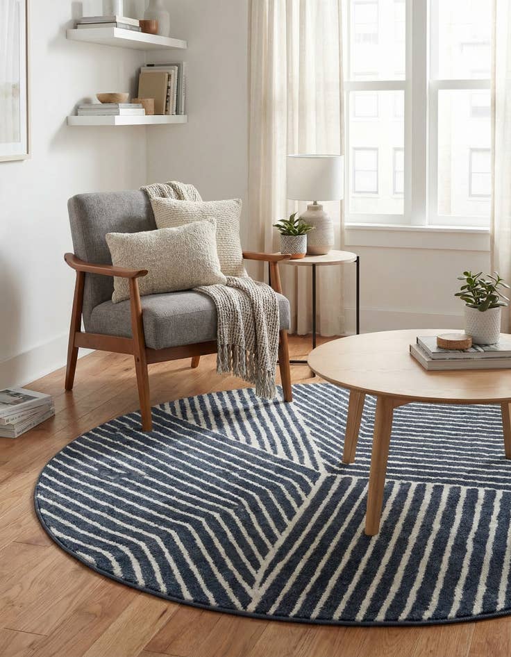 Detail image of 5' x 5' Oslo Round Rug