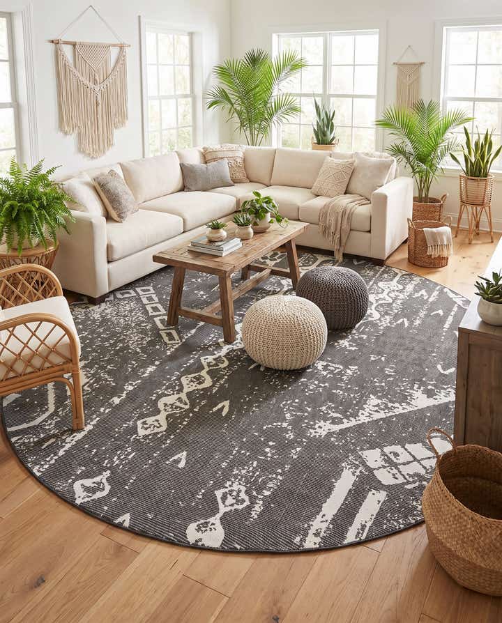 10' 8 x 10' 8 Easy-Clean Bohemian Indoor / Outdoor Round Rug