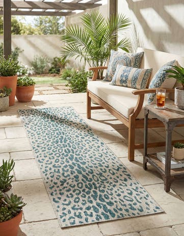 2' x 8' Easy-Clean Safari Indoor / Outdoor Runner Rug