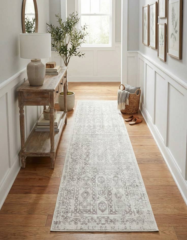Detail image of 2' 7 x 12' Oxford Runner Rug