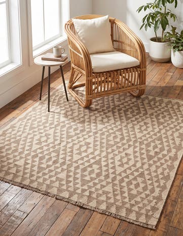4' 9 x 5' 3 Hand Woven Kilim Maymana Wool Square Rug
