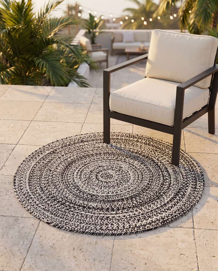 3' 3 x 3' 3 Easy-Clean Eco Verse Washable Indoor / Outdoor Round Rug