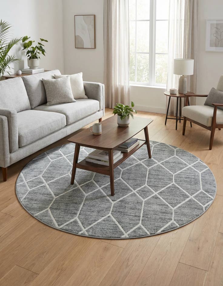 Detail image of  8' x 8' Lattice Trellis Round Rug