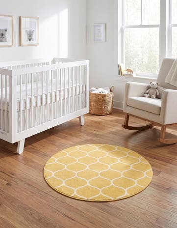 Yellow Lattice Frieze Round Rug