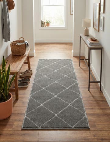 2' x 5' Vogue Geo Runner Rug