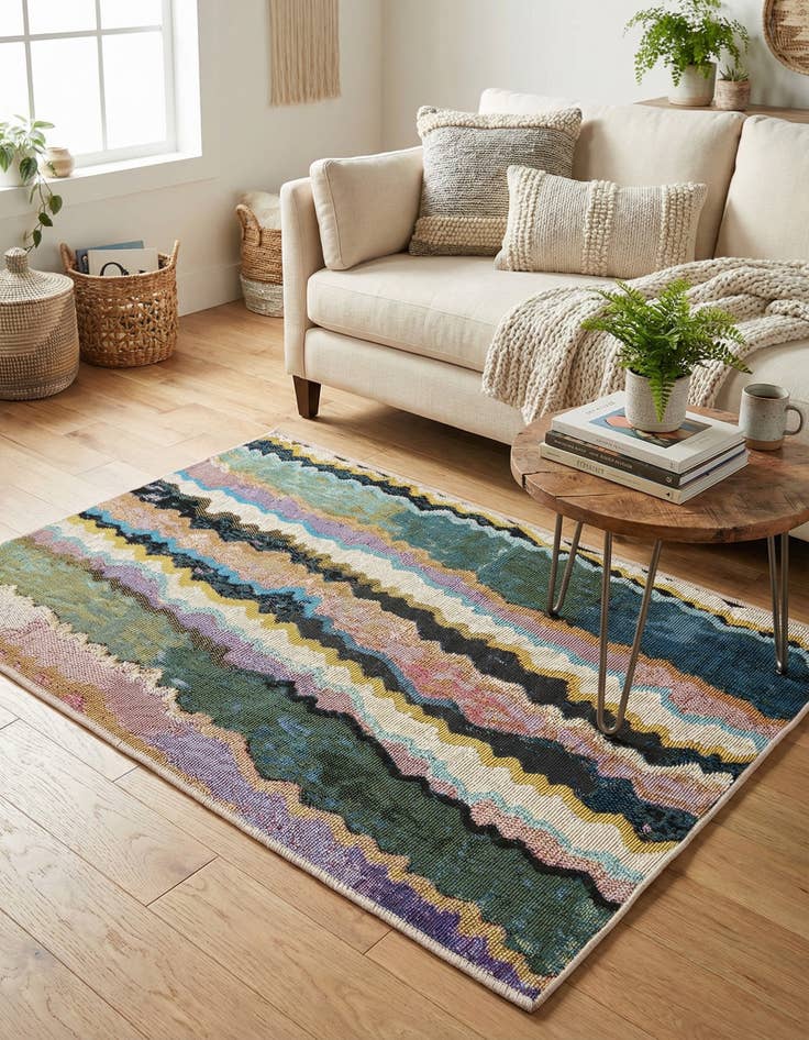 Detail image of 2' x 3'  Washable Modern Indoor / Outdoor Rug