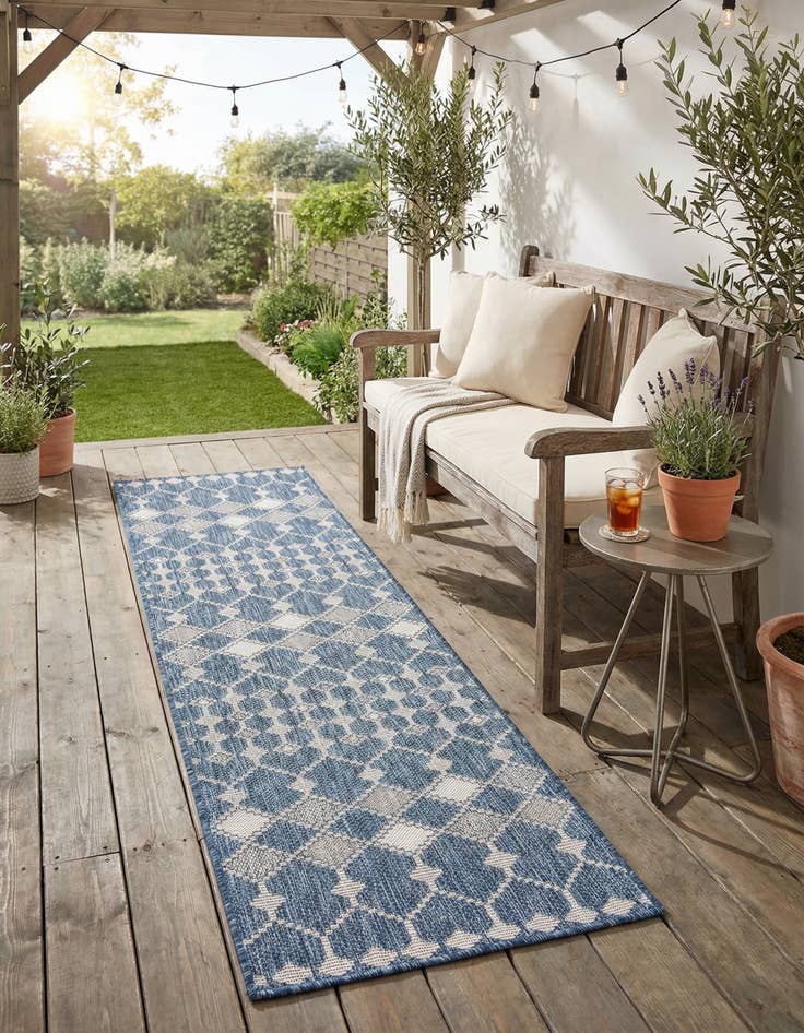 Detail image of 2' x 8' Easy-Clean Trellis Indoor / Outdoor Runner Rug