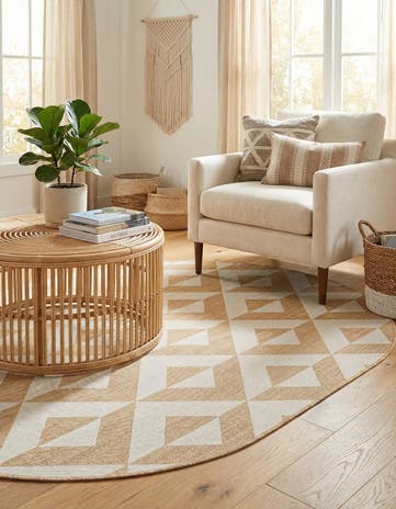 Beige Easy-Clean Jill Zarin Napa Indoor / Outdoor Oval Rug
