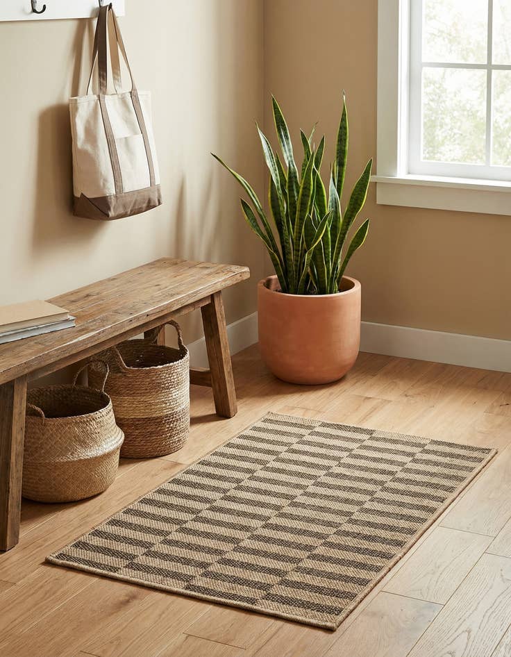 Detail image of 2' 2 x 3' Dunes Rug