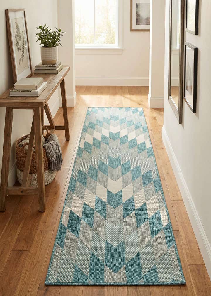 2' x 8' Easy-Clean Modern Indoor / Outdoor Runner Rug
