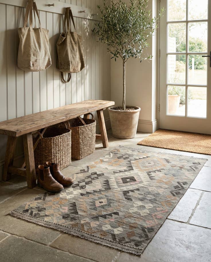 Detail image of 3' 2 x 5' 3 Hand Woven Kilim Maymana Wool Rug