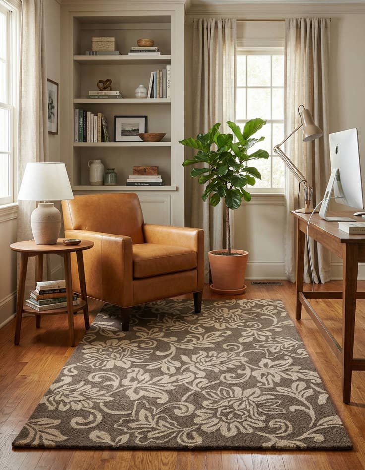 Detail image of 5' 1 x 8' Agra Wool Rug