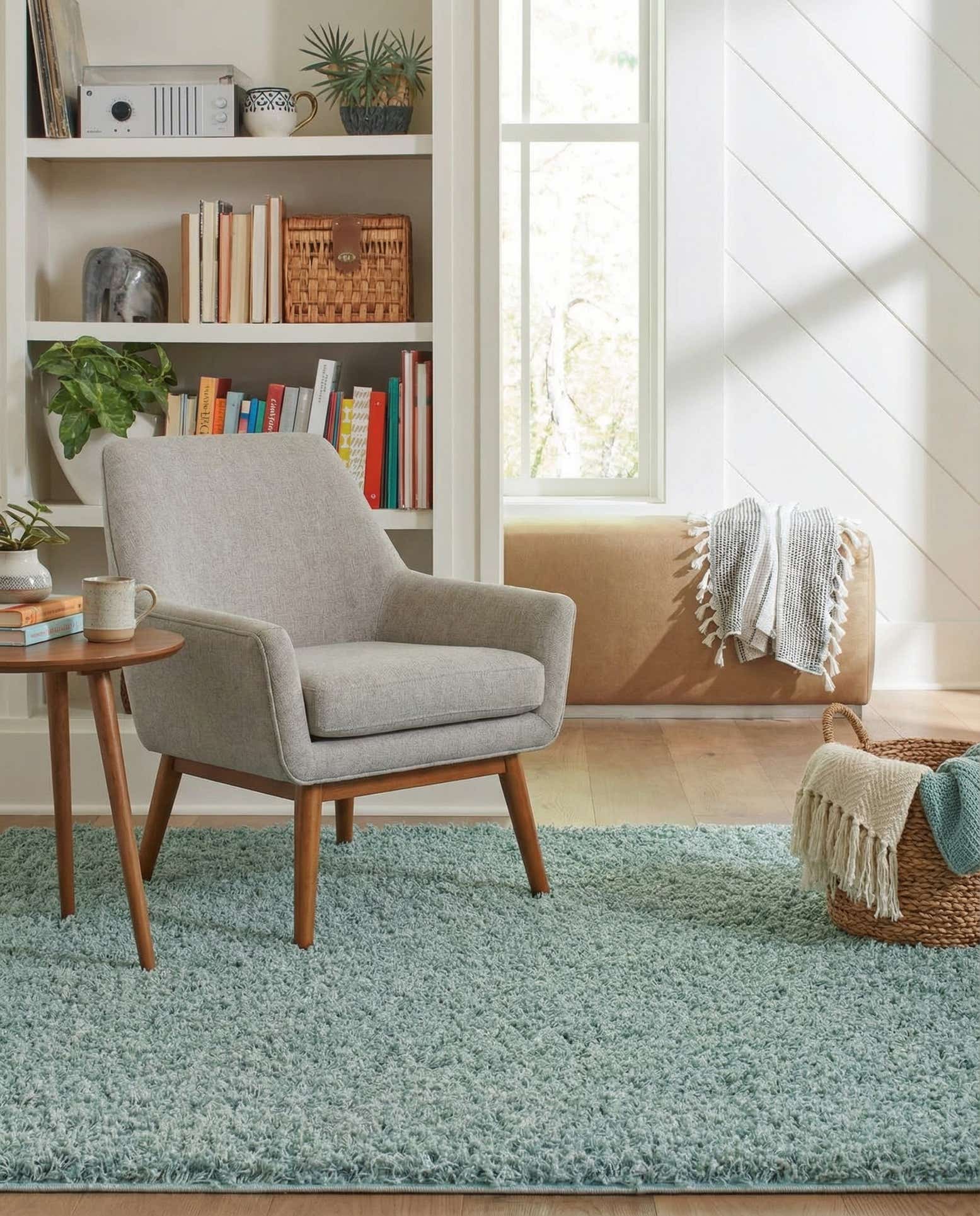 7' x 7' Comfort Solid Shag Square Rug