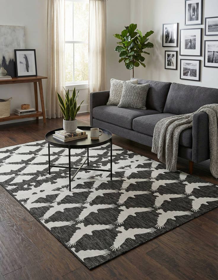 Detail image of 6' x 9'  Washable Modern Indoor / Outdoor Rug