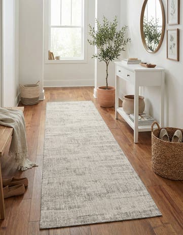 2' 7 x 10' Easy-Clean Modern Indoor / Outdoor Runner Rug
