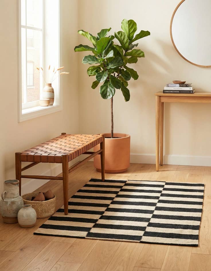 Detail image of 2' 9 x 3' 9 Hand Woven Kilim Modern Wool Rug