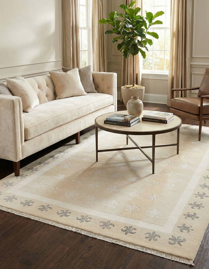 Detail image of 6' 9 x 9' 11  Hand Knotted Darya Wool Rug