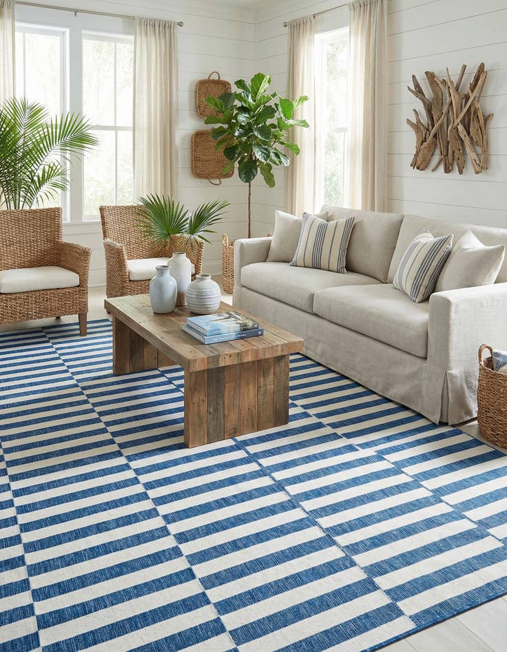 Detail image of  9' x 12'  Washable Ribbon Indoor / Outdoor Rug