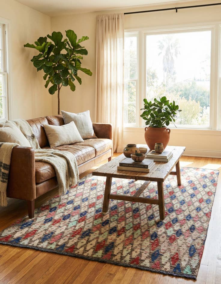 Detail image of  5' 5 x 8' 2  Hand Knotted Darya Wool Rug