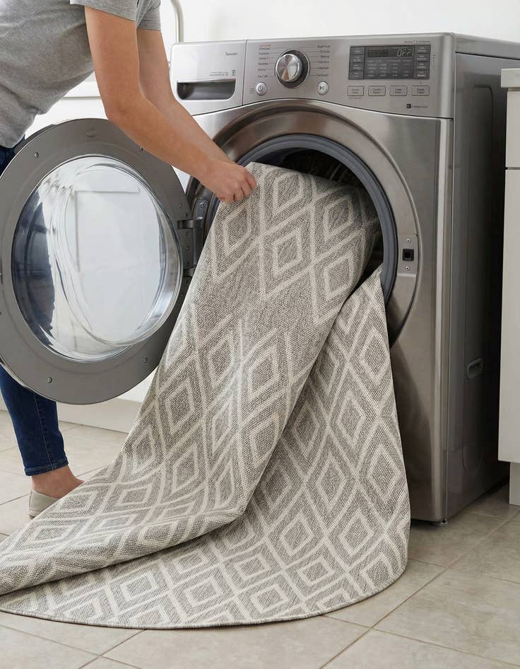 Detail image of 7' x 7'  Washable Jill Zarin Turks and Caicos Indoor / Outdoor Round Rug