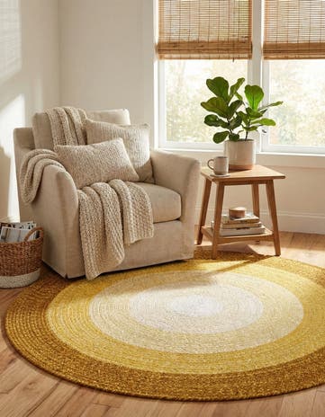 5' 1 x 5' 1 Hand Braided Wool Round Rug