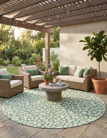 12' x 12' Easy-Clean Safari Indoor / Outdoor Round Rug