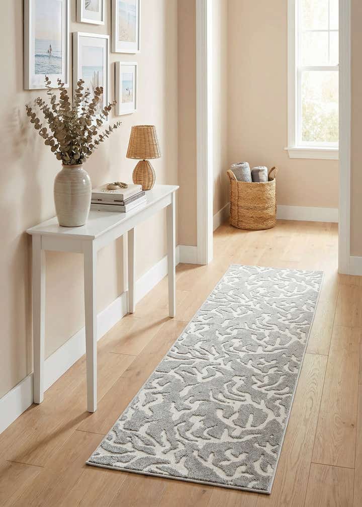2' 7 x 10' Easy-Clean Sabrina Soto Indoor / Outdoor Runner Rug