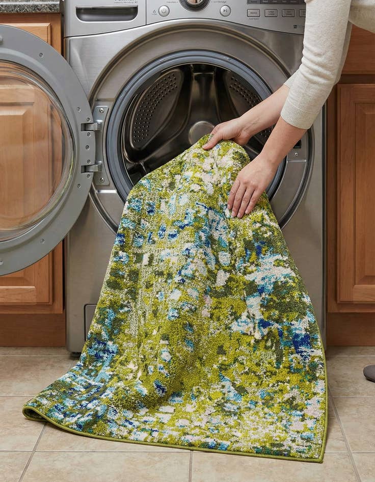 Detail image of 4' x 6'  Washable Barcelona Rug