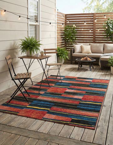 4' x 6' Easy-Clean Modern Indoor / Outdoor Rug