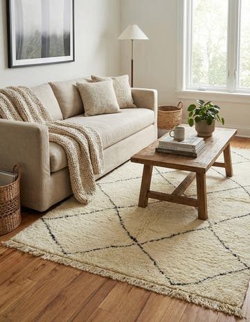 4' 10 x 7' 9 Hand Knotted Moroccan Wool Rug