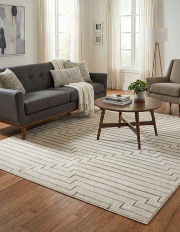 White and Silver Vogue Geo Square Rug