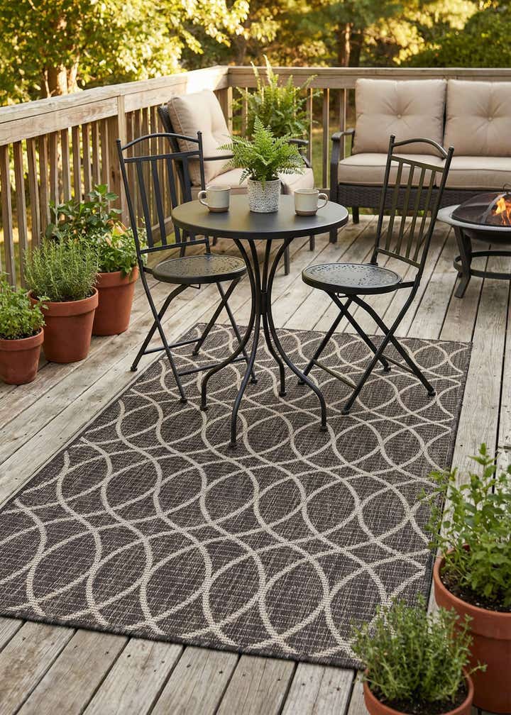 3' x 5' 3 Easy-Clean Lattice Indoor / Outdoor Rug