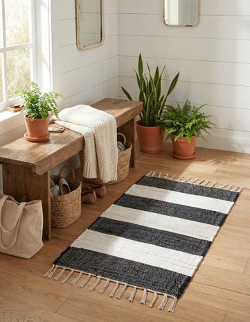 2' x 3' 1 Hand Woven Chindi Rag Rug