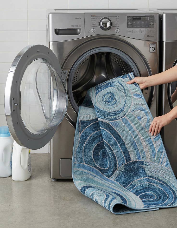 Detail image of 2' 7 x 5' 3  Washable Modern Indoor / Outdoor Runner Rug