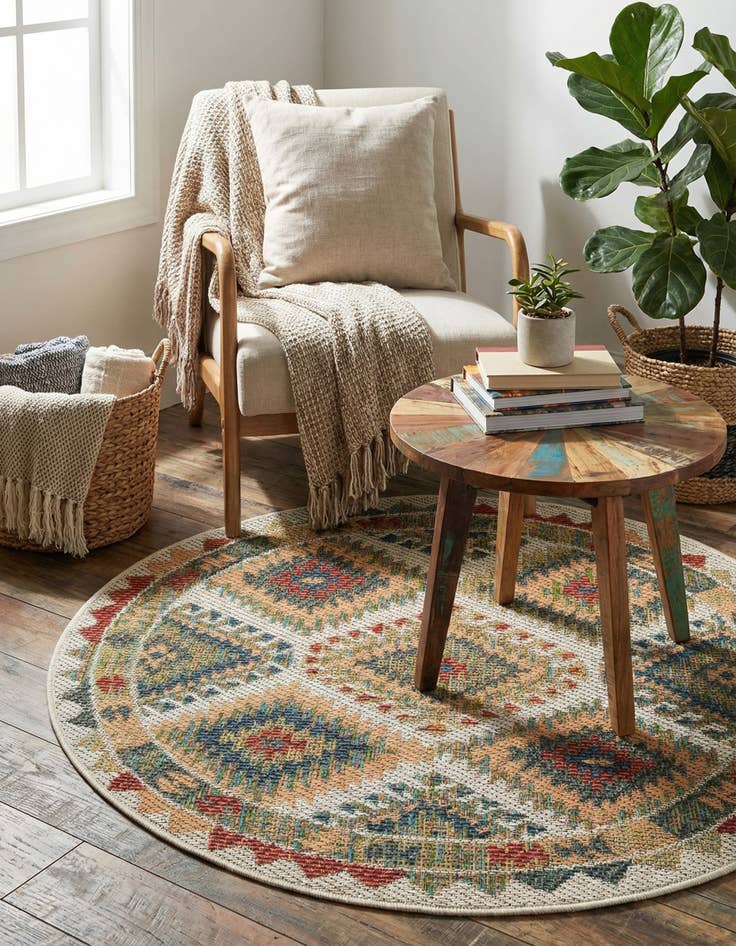 Detail image of 3' x 3'  Washable Baja Indoor / Outdoor Round Rug