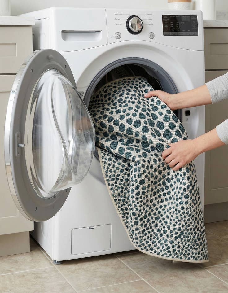 Detail image of  4' x 6'  Washable Jill Zarin Indoor / Outdoor Rug